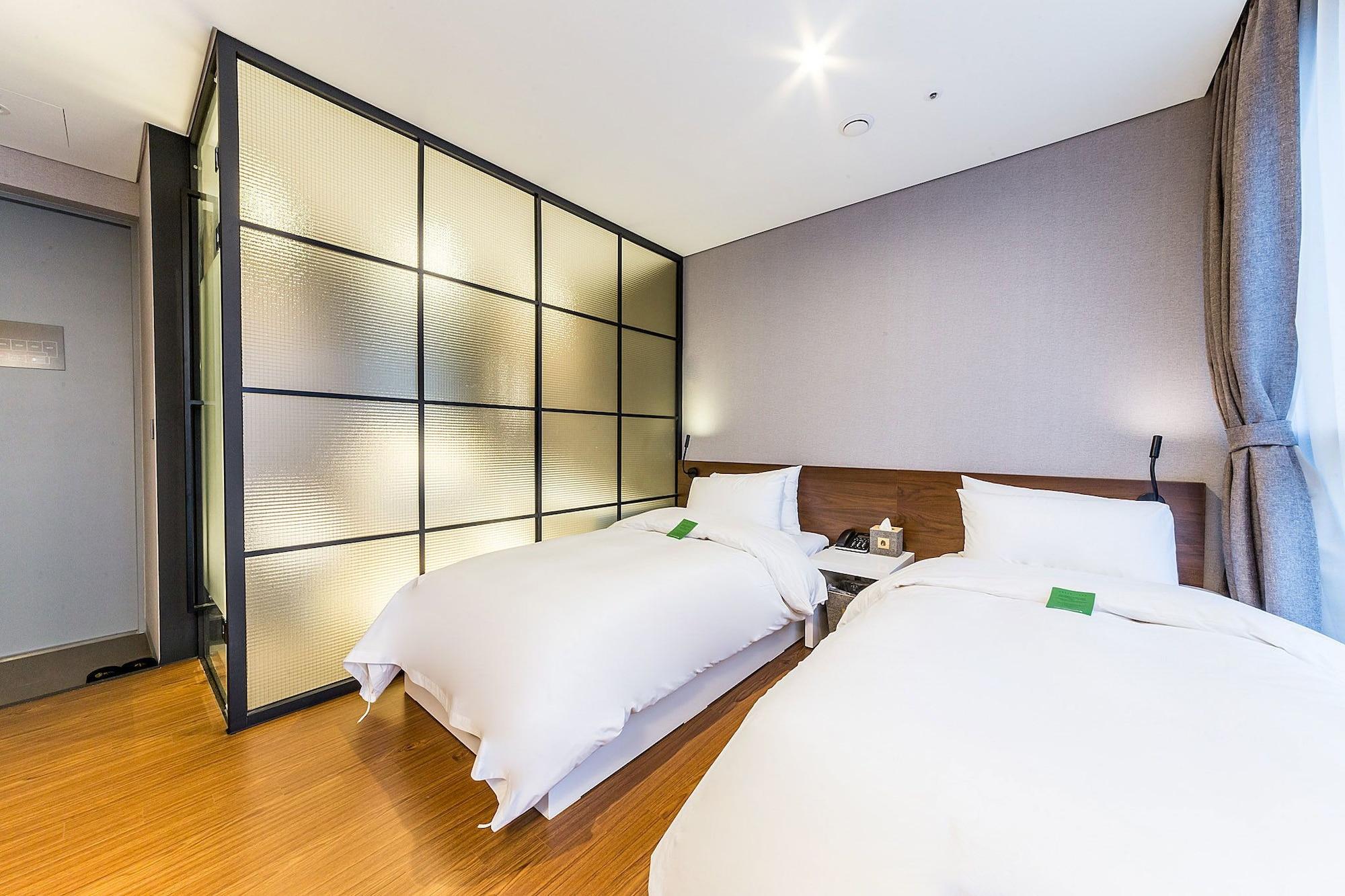 Hotel The Designers Seoul Station Exterior foto