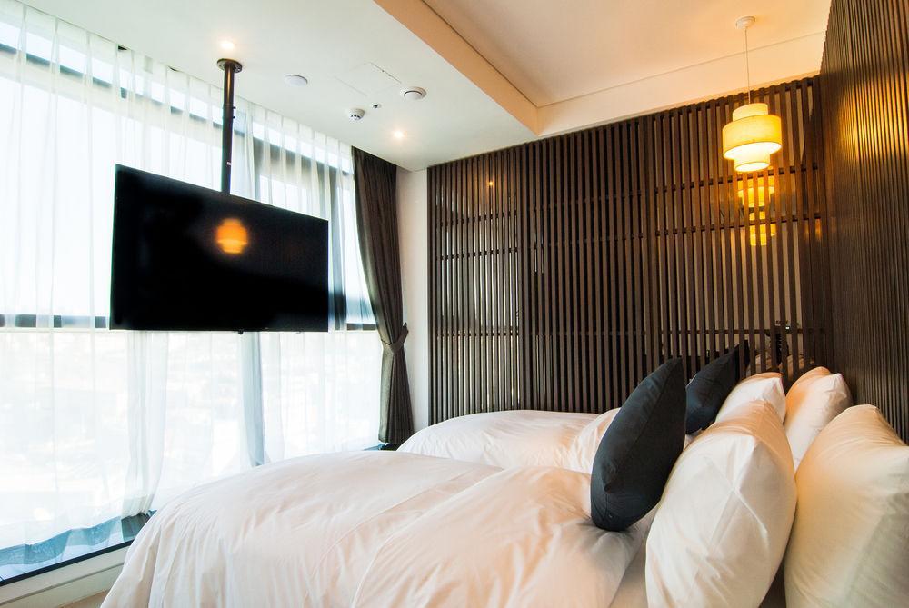 Hotel The Designers Seoul Station Exterior foto