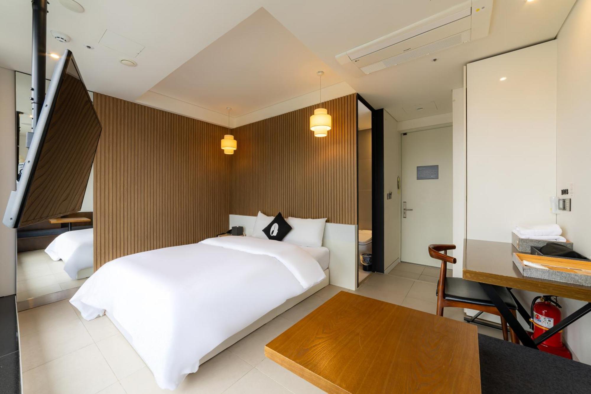 Hotel The Designers Seoul Station Exterior foto